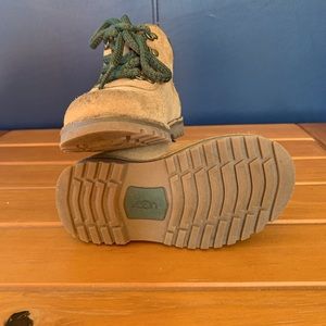 Toddler size 6 UGG boots